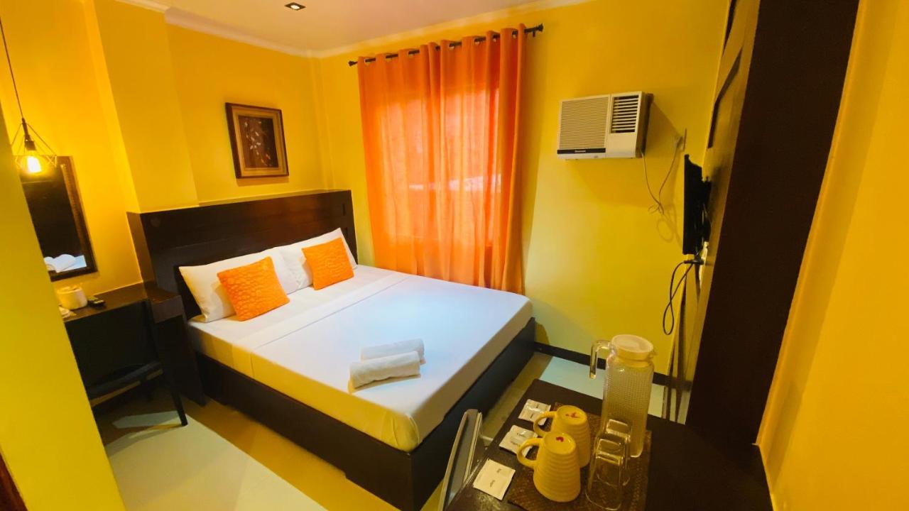Vicente Aguirre Rooms Boracay Island エクステリア 写真